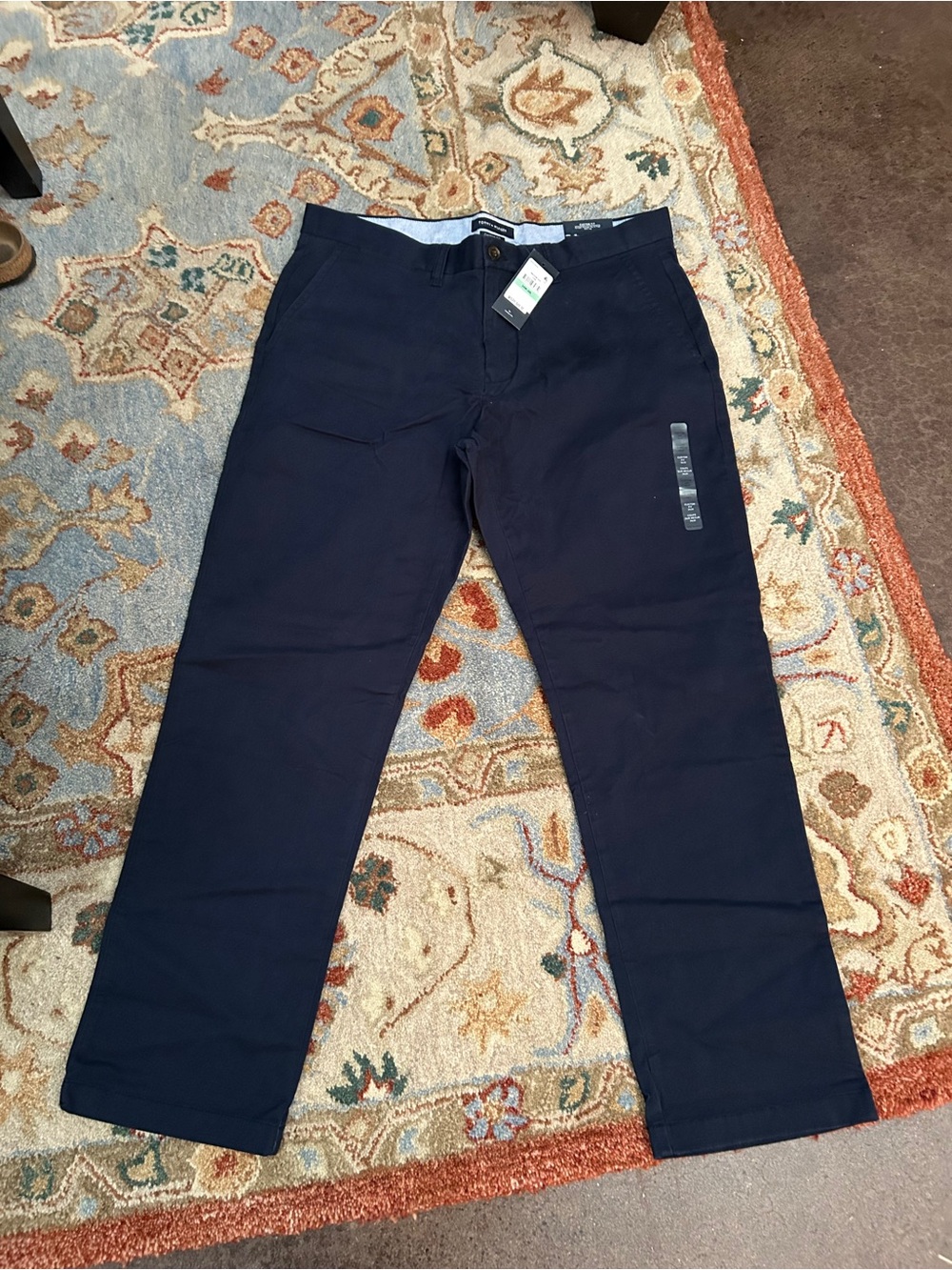 Tommy Hilfiger Men's Navy Straight-Fit Pants - Classic Everyday Chinos